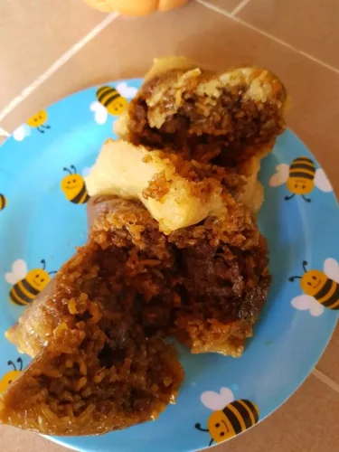 Daotingzhai Fresh Pork Rice Dumplings 250g × 8 — Handmade Five-Spice Pork & Double Salted Egg Yolk Zongzi photo review