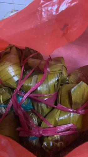 Daotingzhai Fresh Pork Rice Dumplings 250g × 8 — Handmade Five-Spice Pork & Double Salted Egg Yolk Zongzi photo review