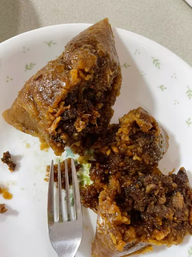 Daotingzhai Fresh Pork Rice Dumplings 250g × 8 — Handmade Five-Spice Pork & Double Salted Egg Yolk Zongzi photo review