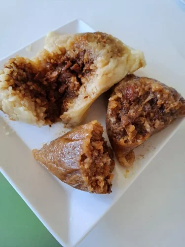 Daotingzhai Fresh Pork Rice Dumplings 250g × 8 — Handmade Five-Spice Pork & Double Salted Egg Yolk Zongzi photo review